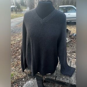 ARIZONA JEAN COMPANY WOMENS LARGE VNECK BLACK OVERSIZED ‘BOYFRIEND’ SWEATER
